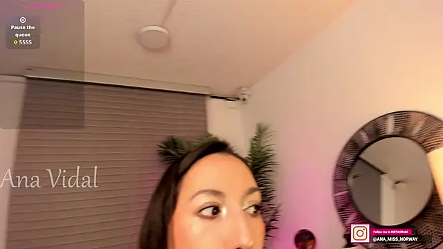 Miss norway online show from October 14, 2025, 9:37 pm