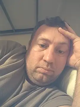 Snapshot of Batuhan3563 chatting on November 18, 2025, 4:44 pm Batuhan3563 online show from November 18, 2025, 4:44 pm