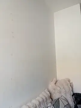 iamlalamilano online show from March 26, 2026, 1:49 pm