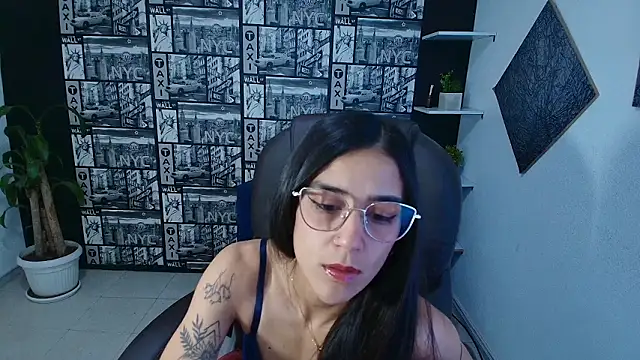 DanielaMonroe online show from January 13, 2026, 11:54 pm