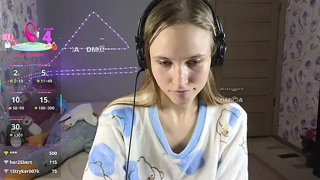 Snapshot of Armurra15 chatting on September 17, 2025, 5:47 pm Armurra15 online show from September 17, 2025, 5:47 pm