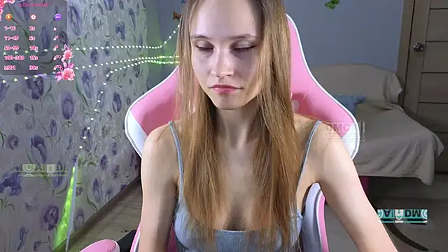 Snapshot of Armurra15 chatting on December 2, 2025, 4:18 am Armurra15 online show from December 2, 2025, 4:18 am