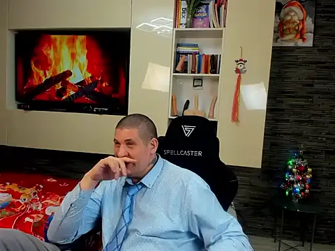 SpartacusDaddy48 online show from January 12, 2026, 1:11 am