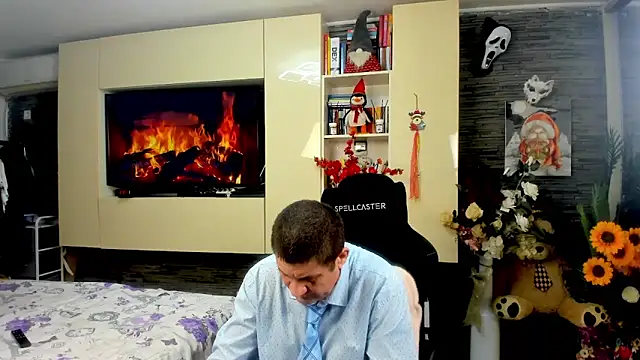 SpartacusDaddy48 online show from March 21, 2026, 1:37 pm