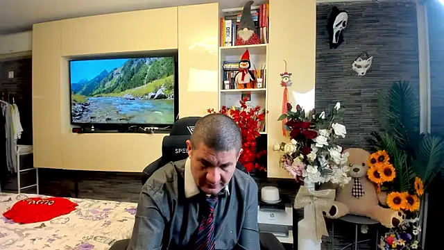 Snapshot of SpartacusDaddy48 chatting on May 9, 2026, 8:58 pm SpartacusDaddy48 online show from May 9, 2026, 8:58 pm