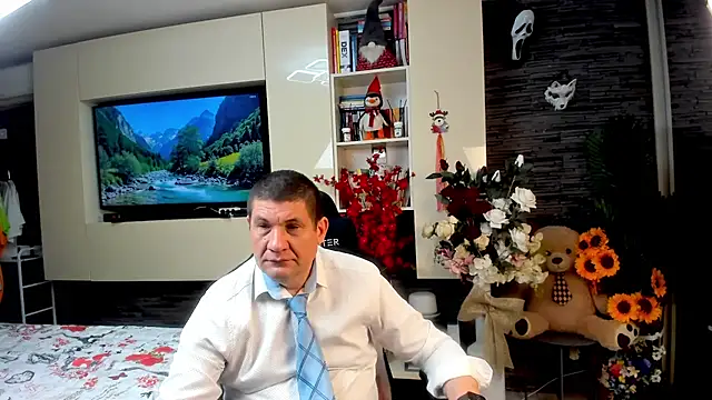Snapshot of SpartacusDaddy48 chatting on May 22, 2026, 2:22 pm SpartacusDaddy48 online show from May 22, 2026, 2:22 pm