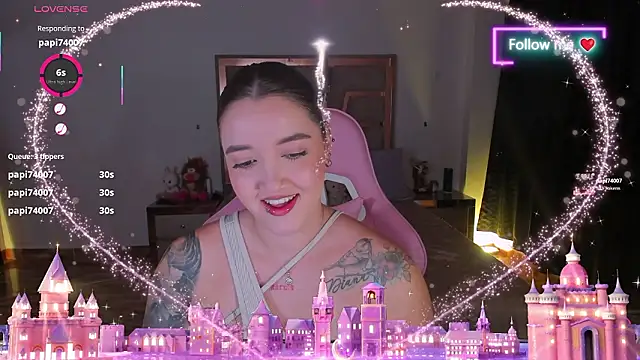 lunaarose online show from March 26, 2026, 3:34 am