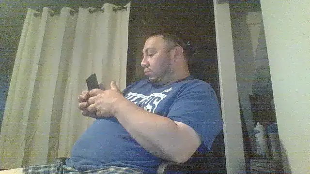 Snapshot of raredick chatting on April 23, 2026, 4:03 am raredick online show from April 23, 2026, 4:03 am