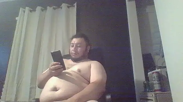 Snapshot of raredick chatting on May 23, 2026, 5:12 am raredick online show from May 23, 2026, 5:12 am