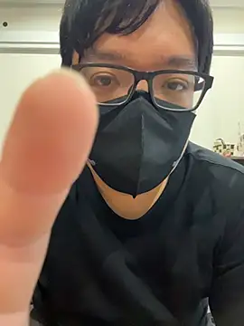 I SHO0106 online show from October 3, 2025, 7:27 am