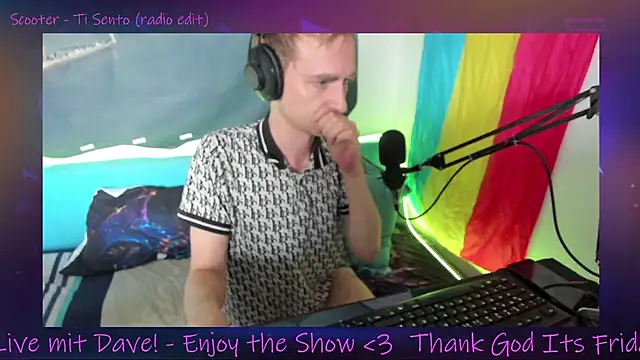 Snapshot of DaveLindau chatting on October 17, 2025, 12:41 pm DaveLindau online show from October 17, 2025, 12:41 pm