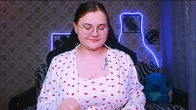 InLoveWithLife26 online show from November 27, 2025, 7:21 am