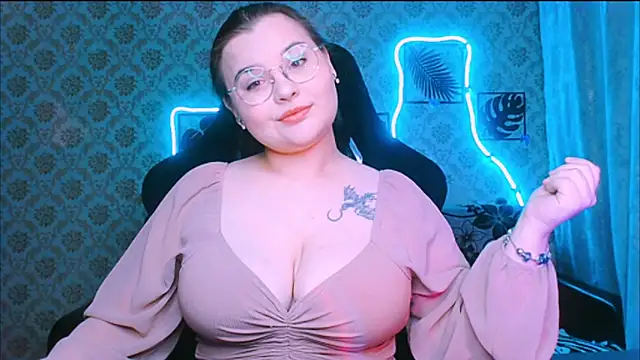 InLoveWithLife26 online show from February 24, 2026, 7:34 pm