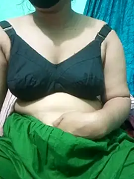 Snapshot of Maria_Mahi chatting on June 25, 2026, 4:55 pm Maria Mahi online show from June 25, 2026, 4:55 pm