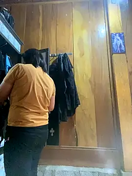 Lai005 online show from September 21, 2025, 6:04 am