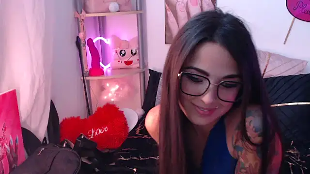 Tyna Veliksa online show from October 21, 2025, 12:50 pm