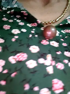 Snapshot of Rosalind_xxx chatting on February 20, 2026, 10:32 pm Rosalind xxx online show from February 20, 2026, 10:32 pm