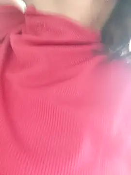 Snapshot of Rosalind_xxx chatting on April 7, 2026, 6:14 am Rosalind xxx online show from April 7, 2026, 6:14 am