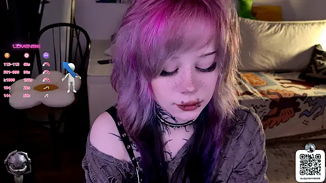 Lollyshy online show from October 10, 2025, 11:09 am