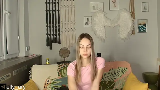 daddyonlyloveme online show from December 13, 2025, 9:20 pm