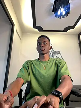 Brycce santos online show from October 8, 2025, 1:09 pm