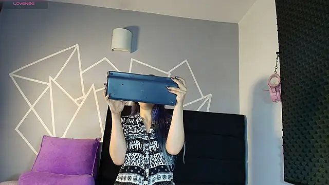 Snapshot of karlamoon23 chatting on March 27, 2026, 7:35 pm karlamoon23 online show from March 27, 2026, 7:35 pm