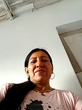 maturexxxnaughty online show from October 8, 2025, 12:14 pm