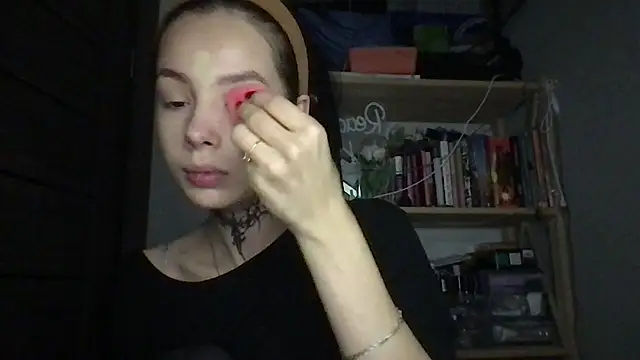 Yuna5343 online show from October 14, 2025, 7:25 pm