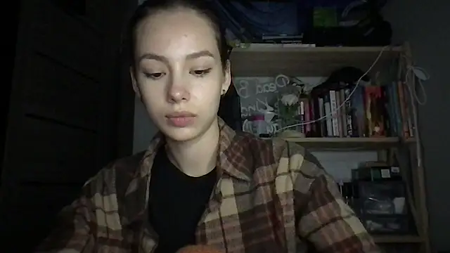 Yuna5343 online show from October 21, 2025, 9:26 pm