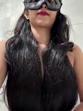 Snapshot of Lusty_Desi chatting on October 28, 2025, 4:27 am Lusty Desi online show from October 28, 2025, 4:27 am