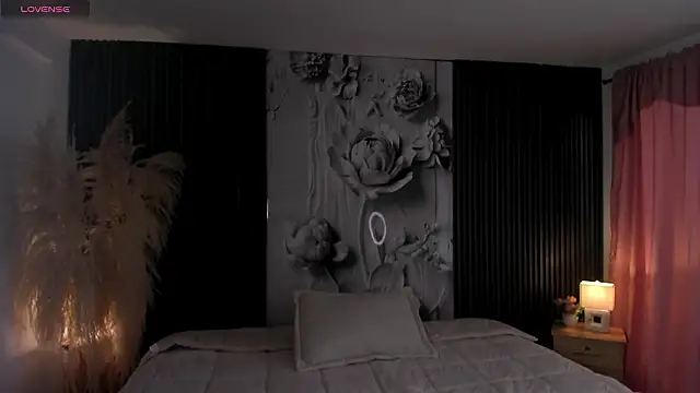 ShaniaDaniels online show from March 26, 2026, 9:09 pm