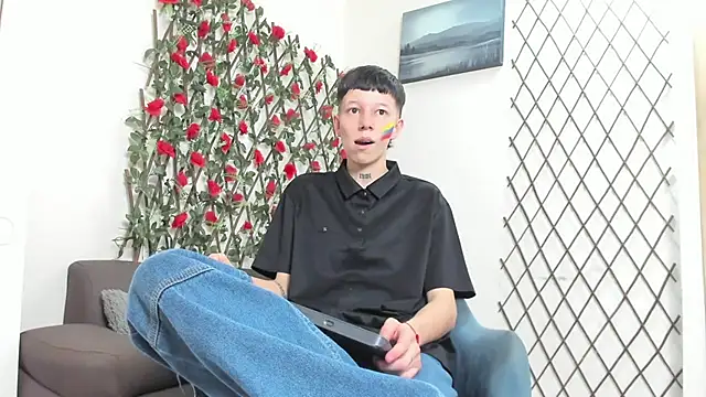 Snapshot of LiamBrown09 chatting on July 7, 2026, 7:18 pm LiamBrown09 online show from July 7, 2026, 7:18 pm