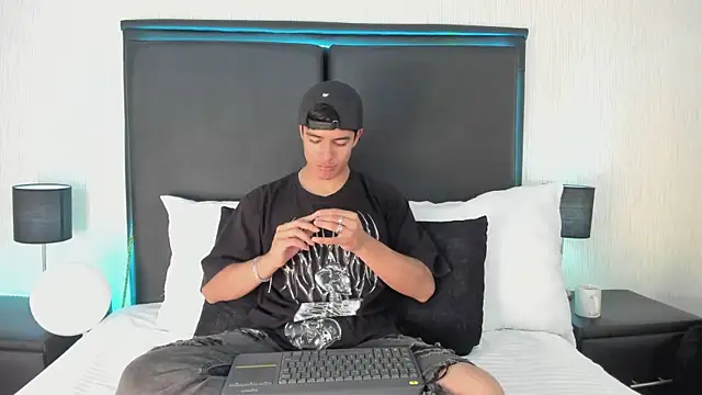 JacobBikerr online show from September 17, 2025, 11:45 am