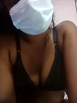 MickMicky online show from October 22, 2025, 4:46 am