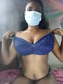 MickMicky online show from November 1, 2025, 4:36 am