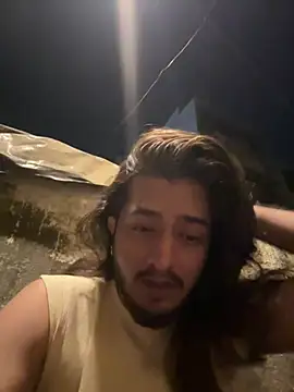 seenu2101 online show from April 8, 2026, 11:48 pm