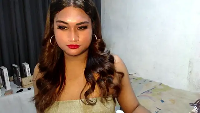 LastyLuna online show from February 3, 2026, 6:40 am