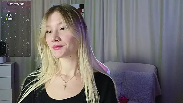  Anna Nolan  online show from October 1, 2025, 6:41 am