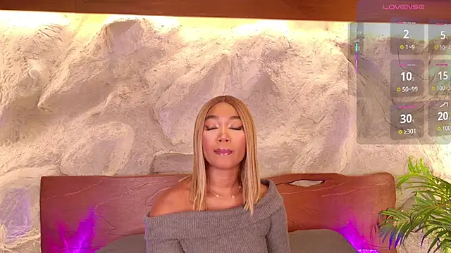 alisonn moon online show from February 2, 2026, 11:03 pm