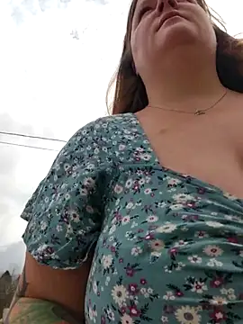 Love86Emily online show from October 27, 2025, 2:54 pm