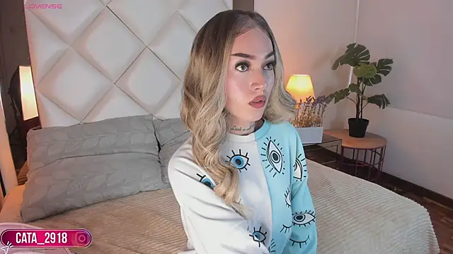 Megan DH online show from October 1, 2025, 1:17 pm