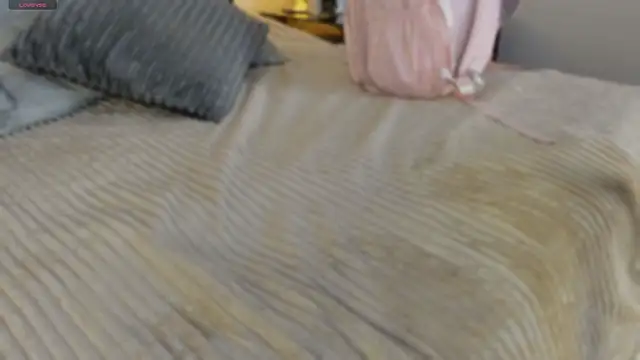 Megan DH online show from October 28, 2025, 11:58 am