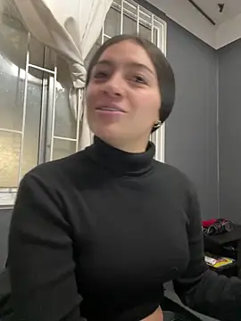 Alyha Cortes online show from February 3, 2026, 1:05 pm