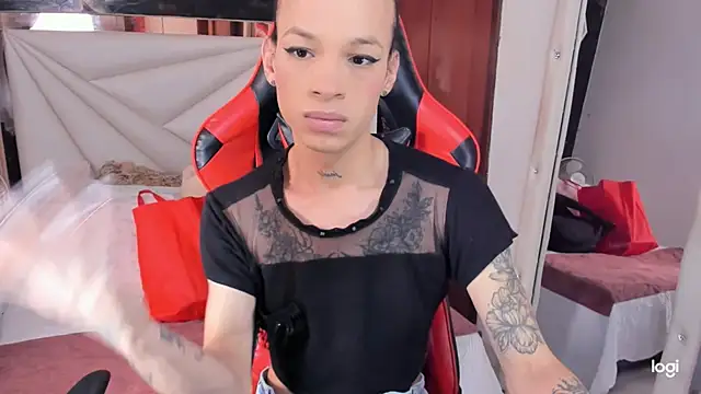 Snapshot of sara_slut21 chatting on December 13, 2024, 4:49 pm sara slut21 online show from December 13, 2024, 4:49 pm