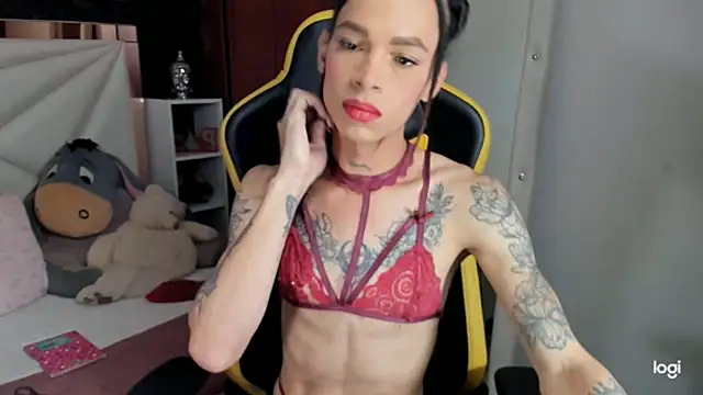 Snapshot of sara_slut21 chatting on December 31, 2024, 8:48 am sara slut21 online show from December 31, 2024, 8:48 am