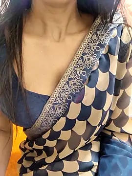 Shalu G online show from February 8, 2026, 3:43 am