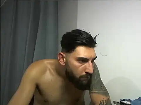 Alexgrc13 online show from October 21, 2025, 8:09 pm