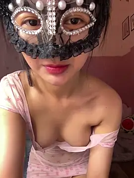 Snapshot of Mimi_love01 chatting on October 8, 2025, 7:17 am Mimi love01 online show from October 8, 2025, 7:17 am