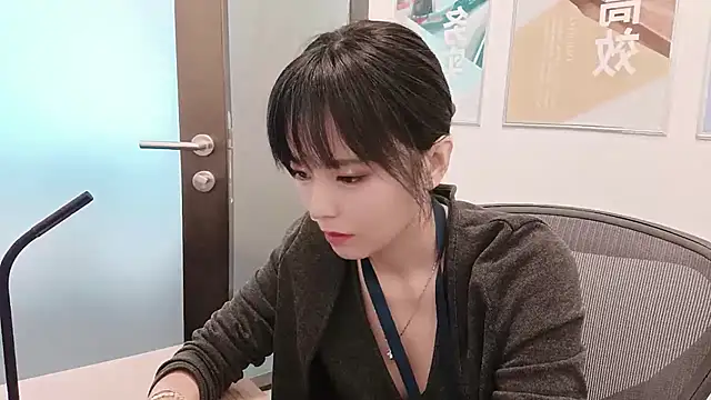 Snapshot of KKMM168 chatting on October 13, 2025, 6:46 am KKMM168 online show from October 13, 2025, 6:46 am