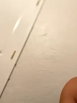 Peluchin22 online show from October 24, 2025, 4:09 am